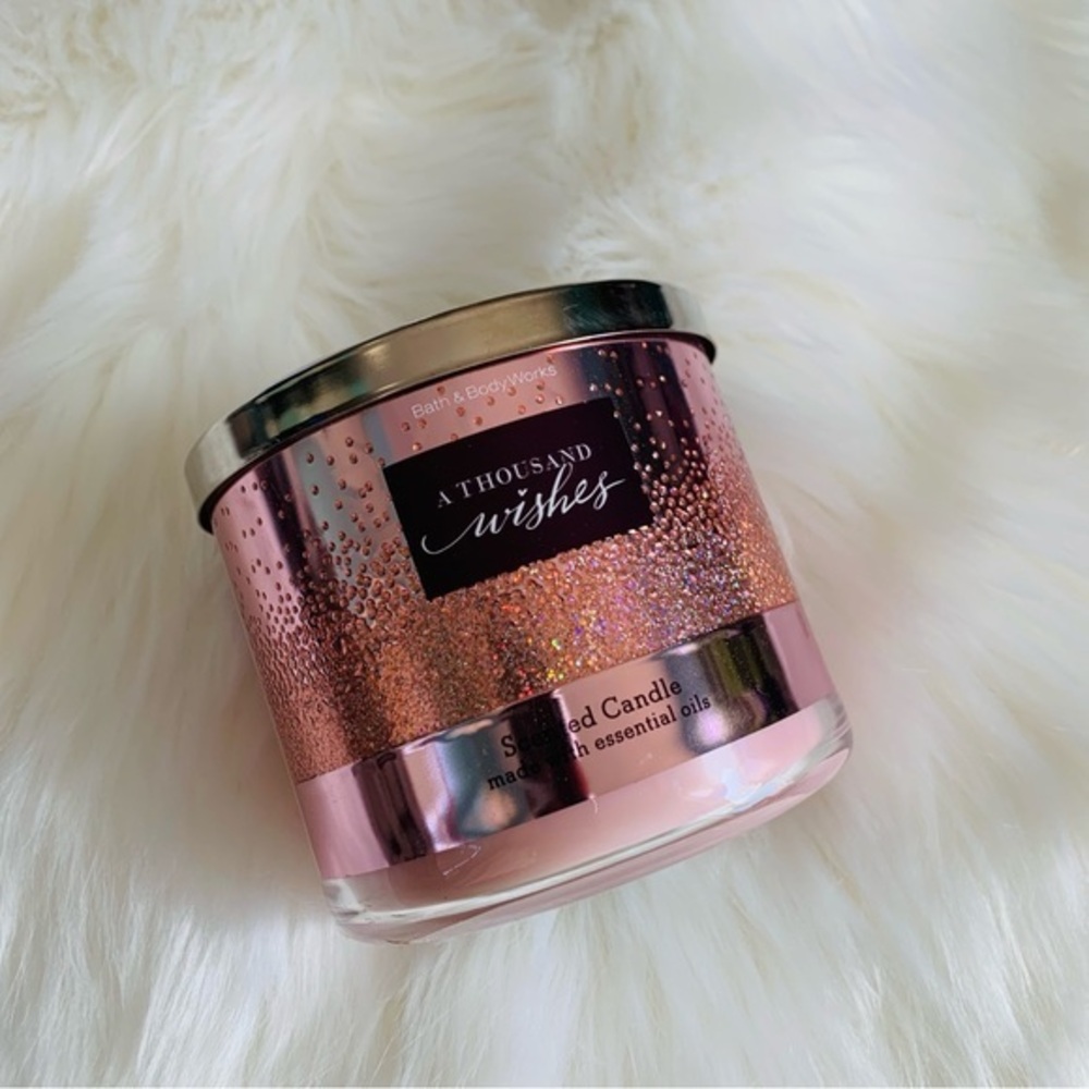 Bath & Bodyworks A thousand wishes NWT 3 wick candle champagne, peonies, almond
